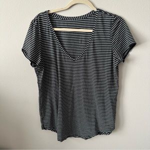 Lululemon Love Tee